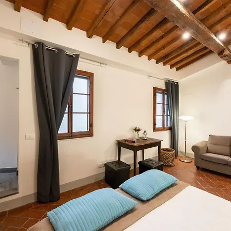 Vigna Vecchia Double Apartment Florence