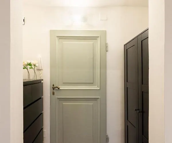 Vigna Vecchia Double Apartment Florence